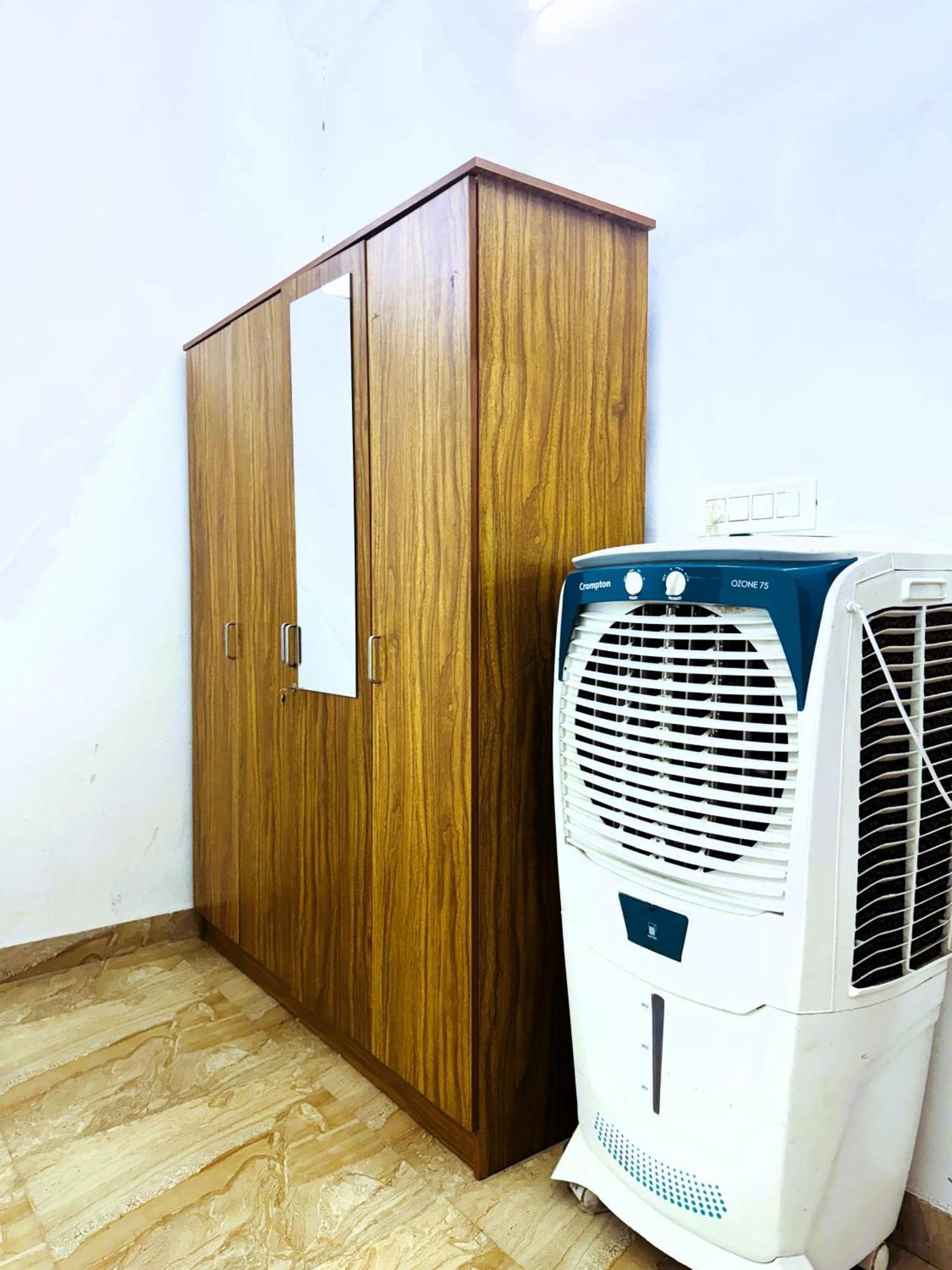 Vcs Apartments Parassinikadavu Parassinikkadavu Ngoại thất bức ảnh